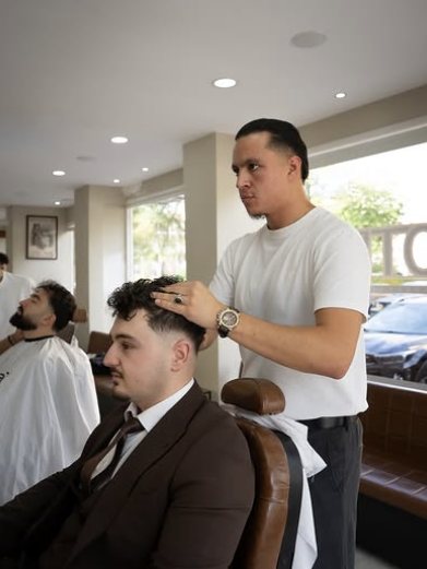 Instagram post by @otbbarberhouse